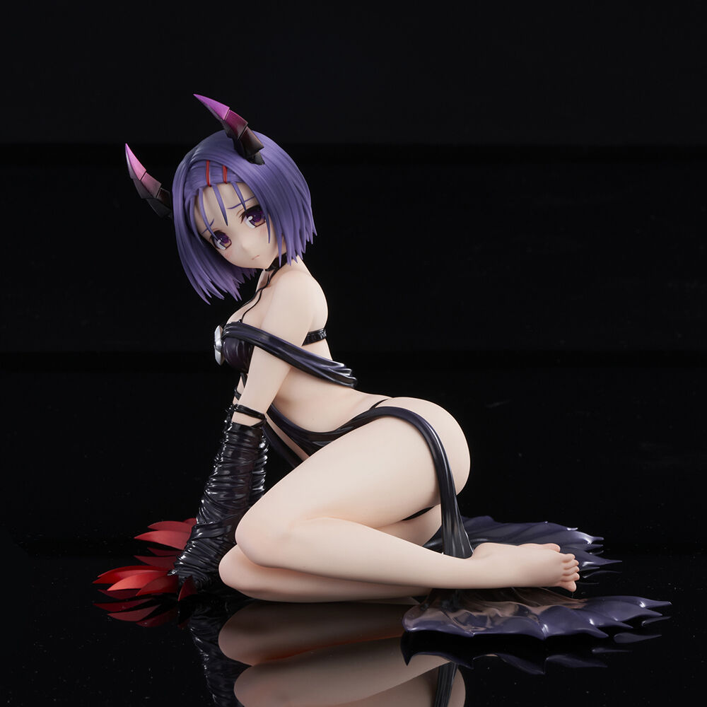 To Love Ru Darkness - Haruna Sairenji 1/6 Scale Figure (Darkness Ver.)