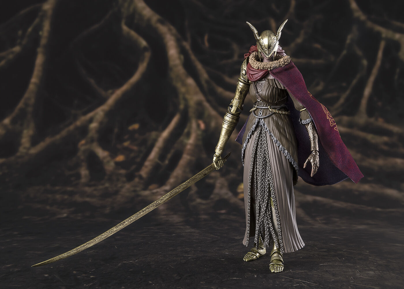 elden-ring-malenia-blade-of-miquella-shfiguarts-figure