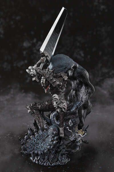 Berserk - Guts FiguartsZERO Touche Metallique Figure (Berserker Armor Ver.)