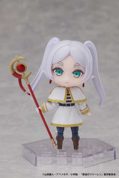 Frieren Beyond Journey's End - Frieren Dform+ Chibi Action Figure