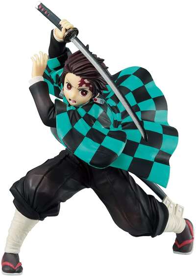 Demon Slayer - Tanjiro Kamado Proceed With Unbreakable Heart And Sword Ichibansho Figure
