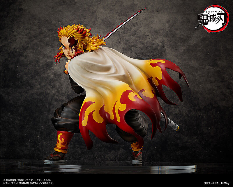 Demon Slayer: Kimetsu no Yaiba - Kyojuro Rengoku Big Scale Figure